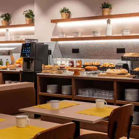 Ibis Styles Centro Saragoça