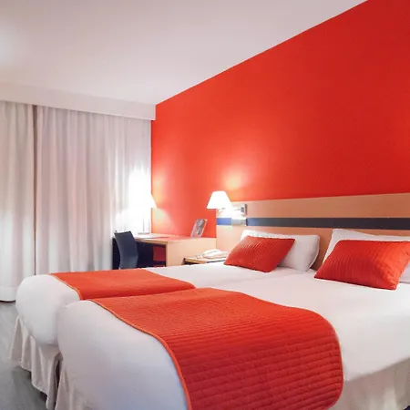 Ibis Styles Ramiro I Hotel 3*