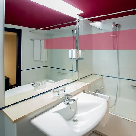 Hotel Ibis Styles Ramiro I 3*