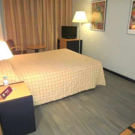 Hotel Ibis Styles Centro 3*