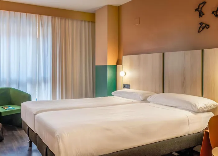 Ibis Styles Centro Hotel 3*